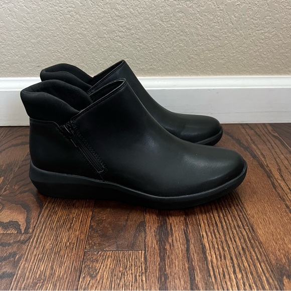 Clarks Collections By Clarks Kayleigh Mid Leather Ankle Boots Women Sz 7 comfort - Picture 1 of 16